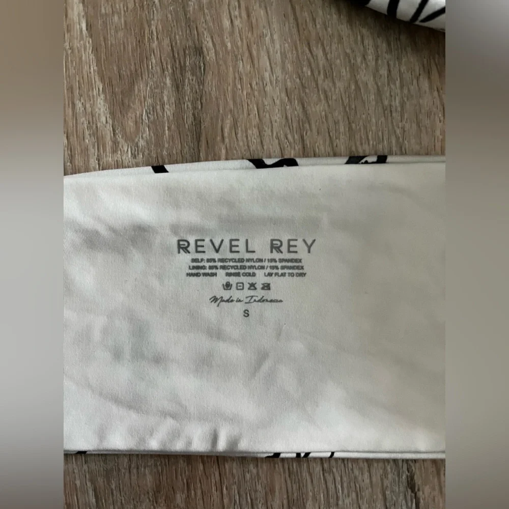 NWT Revolve Revel Ray Women’s Noir Floral Bikini Set Top (Small)/Bottom (Medium) - Picture 4 of 11